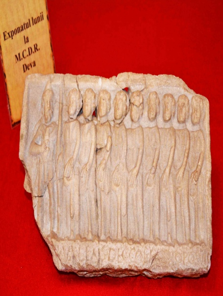 Exponatul lunii martie 2017: Relief din marmură reprezentându-l pe zeul Silvanus