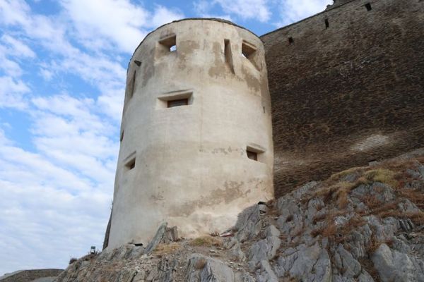imgcetateadeva-701CC1F62-8320-CD98-3CD3-695718C8D669.jpg