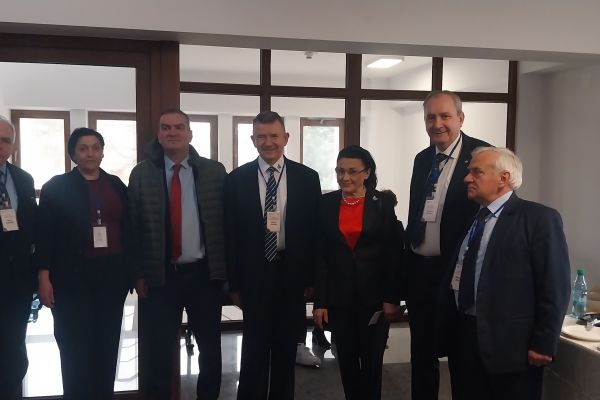 foto-grup-simpozionulconfucius-si-emergenta-chinei-contemporane-suceava-18-21-martie-2026C23630CB-4F73-E8B1-9434-F350FD788914.jpg