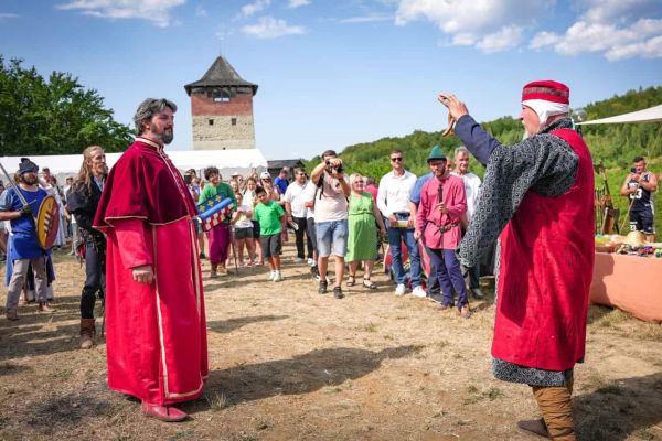 2026festivalcetatemalaiesti-245BAD9998-12B5-11F8-B0C6-7A92F11E12B9.jpg